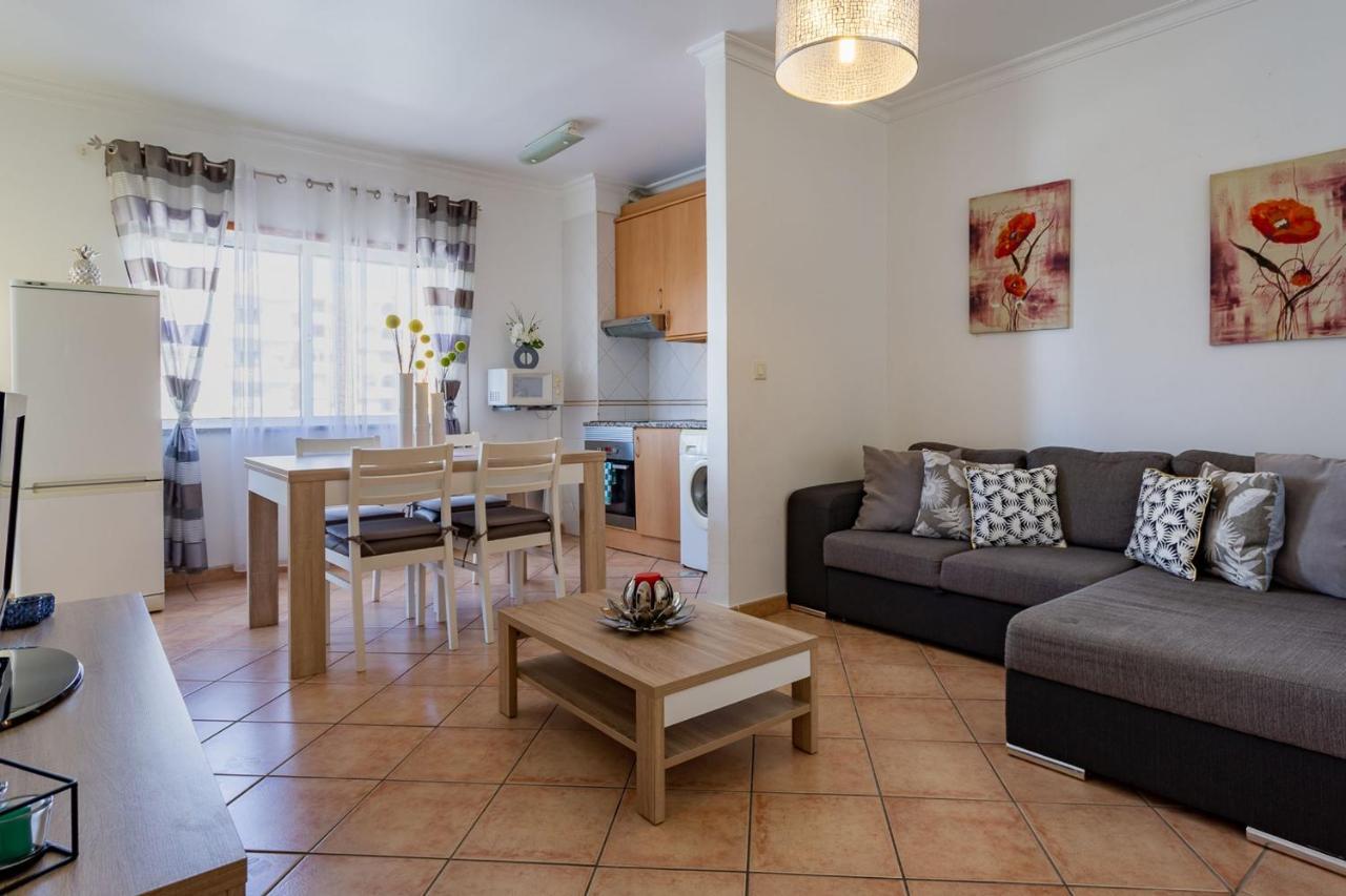 Light & Comfy Apartment W/ Pool & Balcony By Lovelystay Portimão Exteriér fotografie